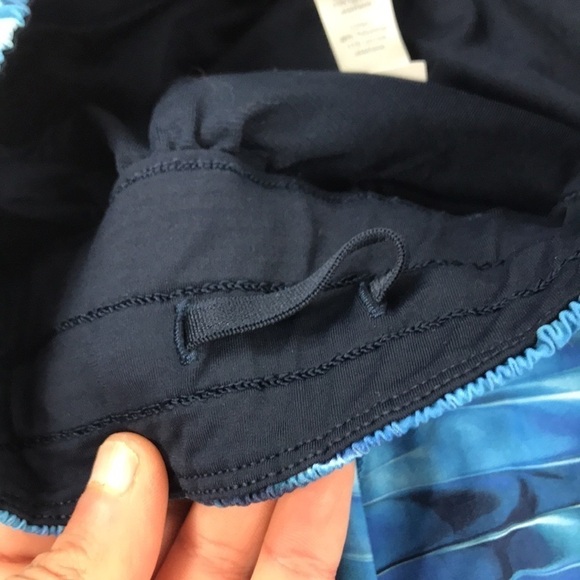 Lululemon Tracker Short V *4" Tidal Multi - Picture 3 of 7